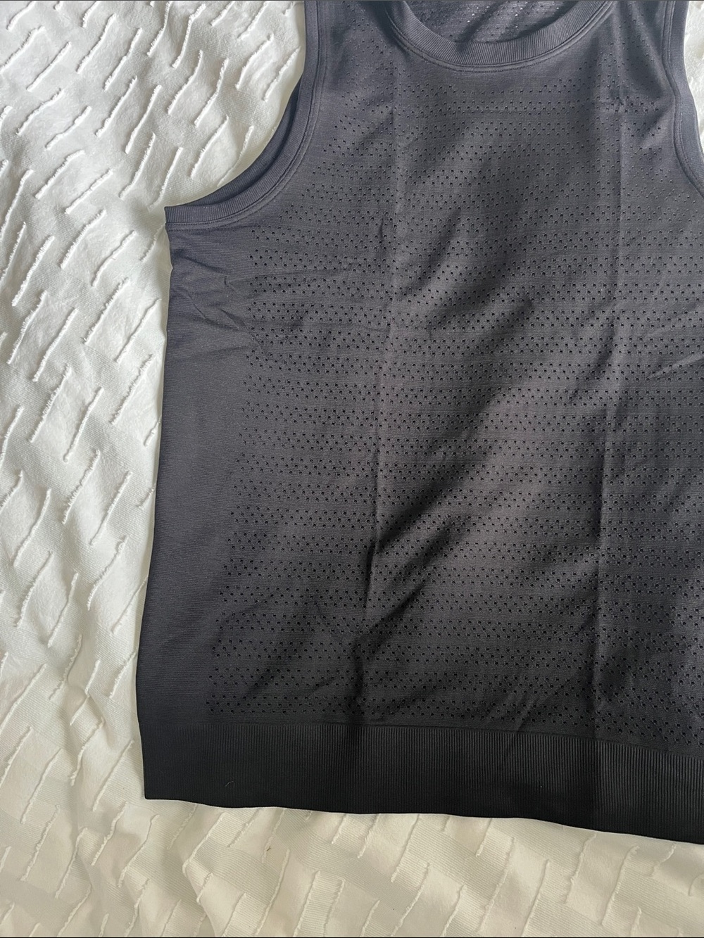 lululemon Black Perforated Workout Tank Top - Picture 5 of 9